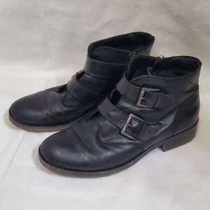 Born Concept leather booties